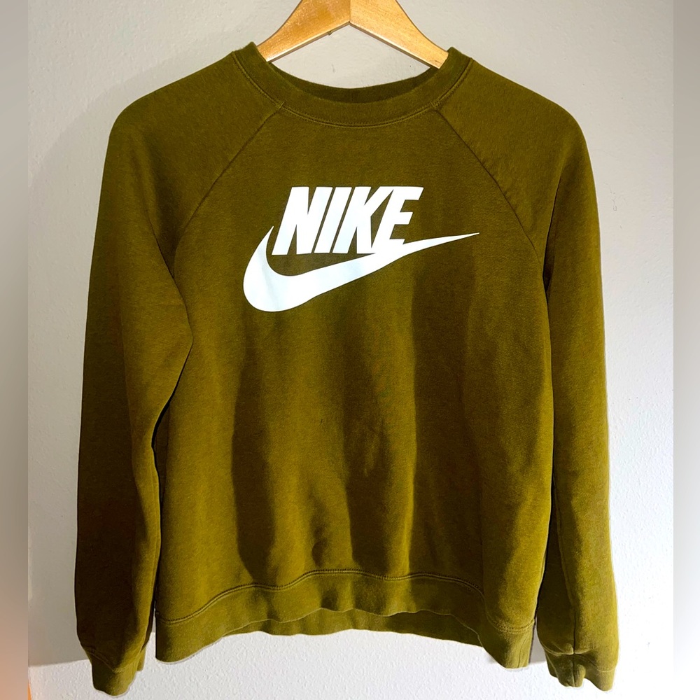 Nike olive green sweater medium
